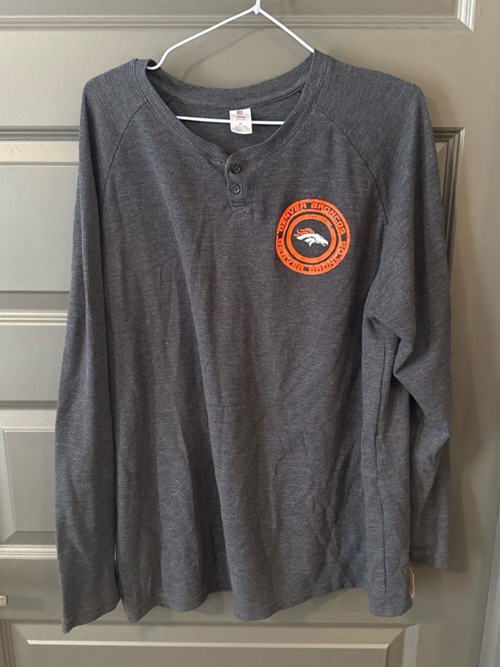 NFL Team Apparel Denver Broncos Thermal Long Sleeve Henley XL